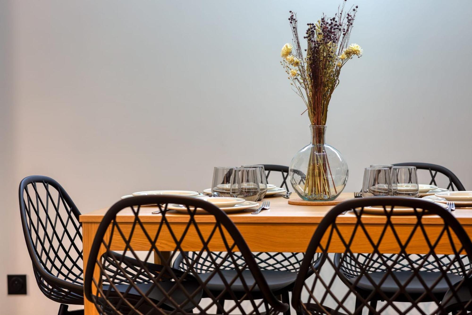 Rose Ecrin De Charme Avec Parking Terrasse Privee Et Jardin Partage Apartment Grand-Couronne Exterior photo